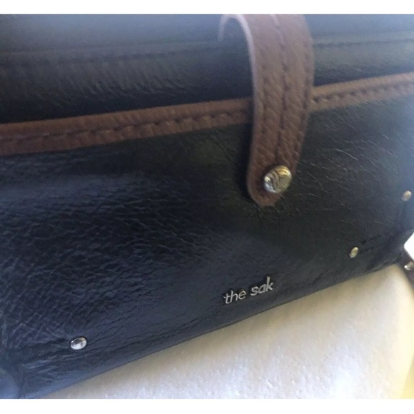 The Sak Iris Wallet Black Leather Smartphone Carryall No strap - Picture 16 of 16